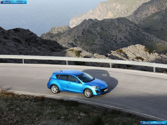 2010 Mazda 3 - фотография 24 из 111