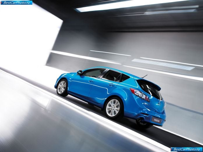 2010 Mazda 3 - фотография 40 из 111