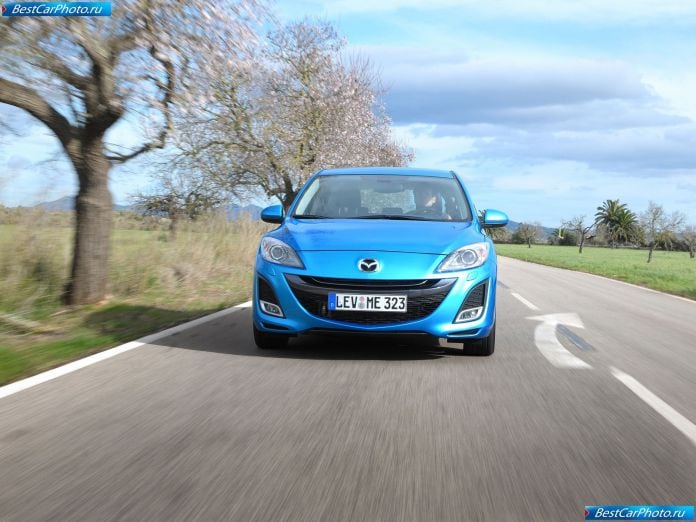 2010 Mazda 3 - фотография 52 из 111