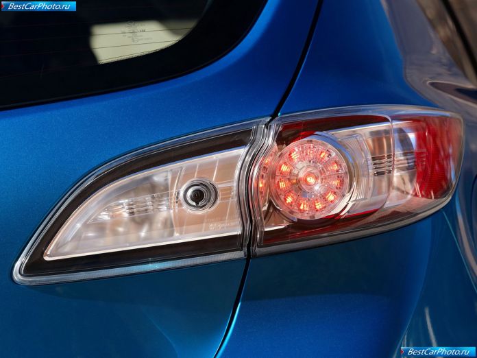 2010 Mazda 3 - фотография 90 из 111