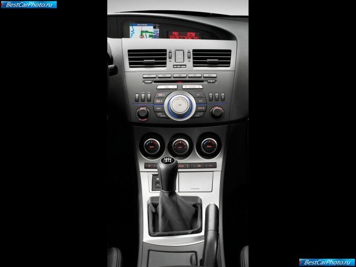 2010 Mazda 3 - фотография 95 из 111