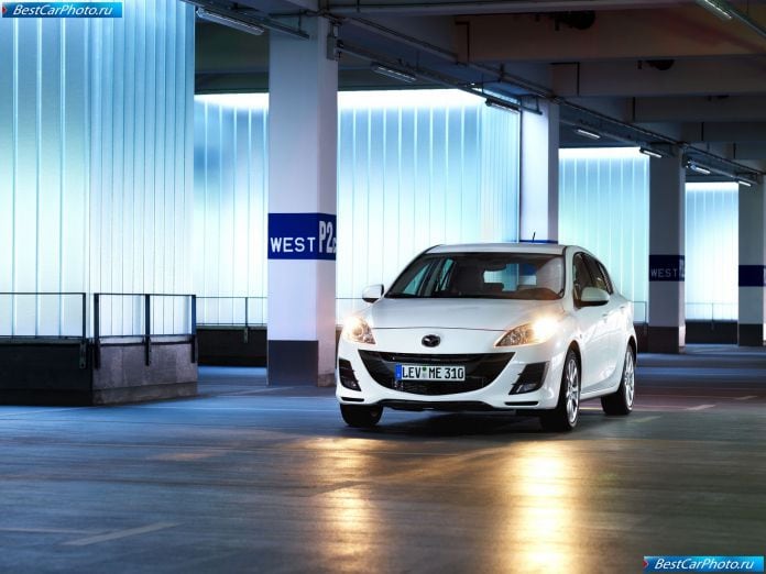 2010 Mazda 3 I-stop - фотография 2 из 49