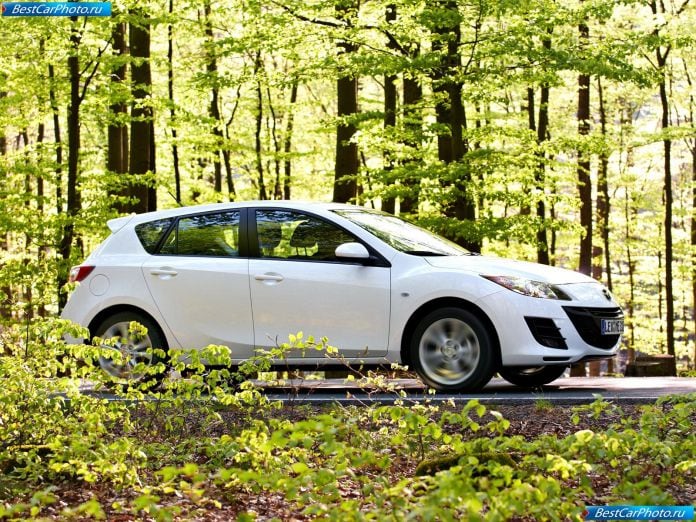 2010 Mazda 3 I-stop - фотография 8 из 49