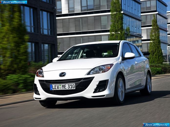 2010 Mazda 3 I-stop - фотография 12 из 49