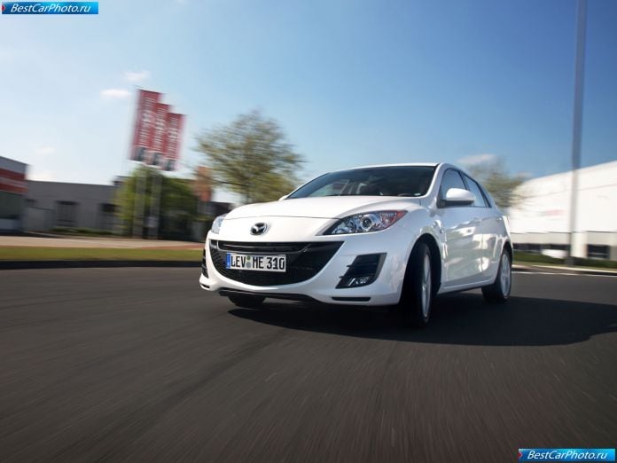 2010 Mazda 3 I-stop - фотография 14 из 49