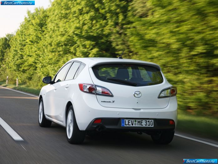 2010 Mazda 3 I-stop - фотография 27 из 49