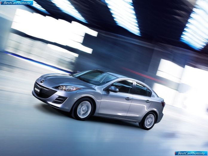 2010 Mazda 3 Sedan - фотография 6 из 101