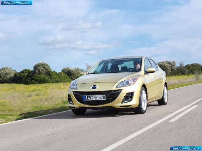 2010 Mazda 3 Sedan - фотография 26 из 101
