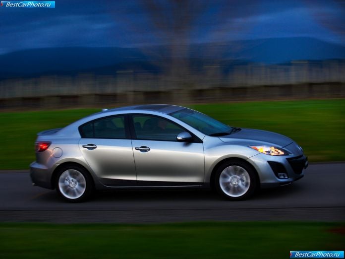 2010 Mazda 3 Sedan - фотография 31 из 101