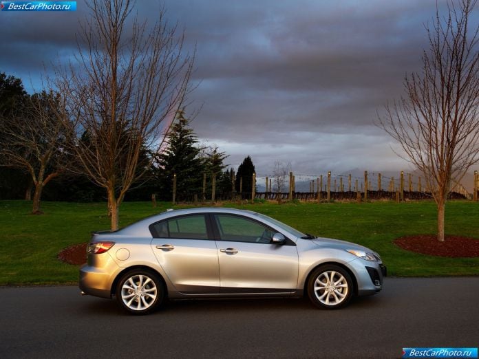 2010 Mazda 3 Sedan - фотография 33 из 101