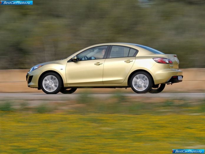 2010 Mazda 3 Sedan - фотография 35 из 101
