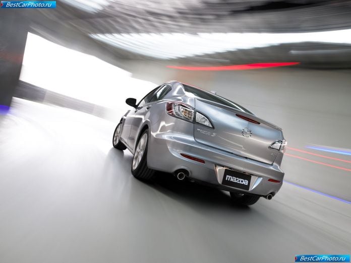 2010 Mazda 3 Sedan - фотография 40 из 101