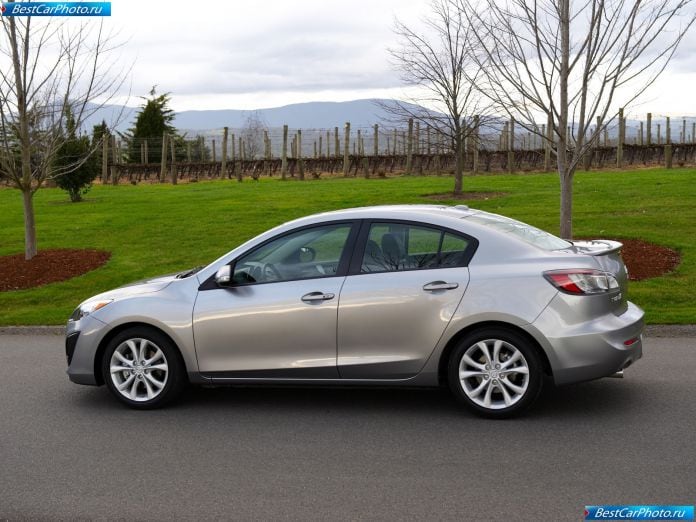 2010 Mazda 3 Sedan - фотография 48 из 101