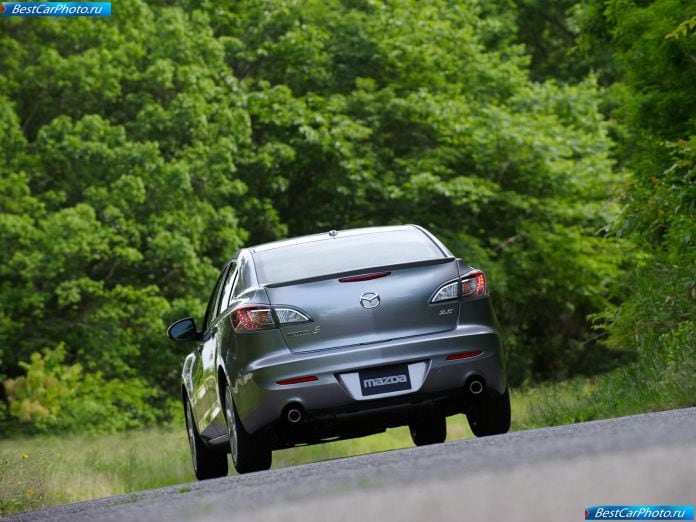2010 Mazda 3 Sedan - фотография 49 из 101