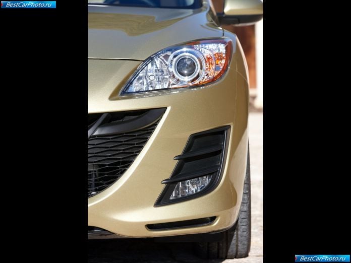 2010 Mazda 3 Sedan - фотография 79 из 101