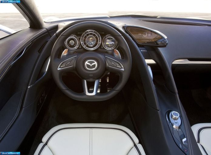 2010 Mazda Shinari Concept - фотография 29 из 60