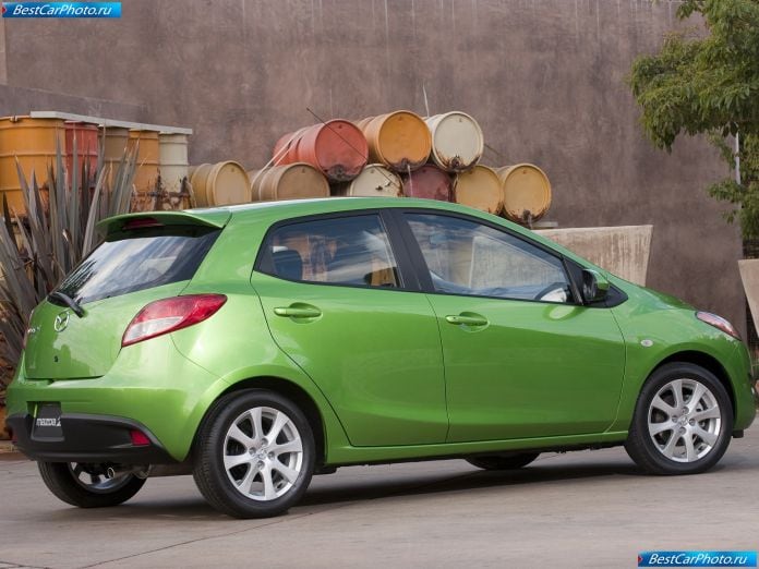 2011 Mazda 2 - фотография 61 из 142