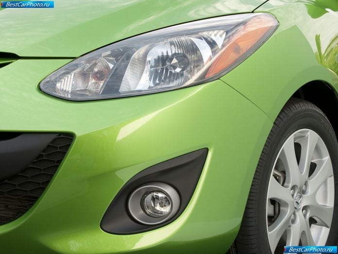 2011 Mazda 2 - фотография 109 из 142