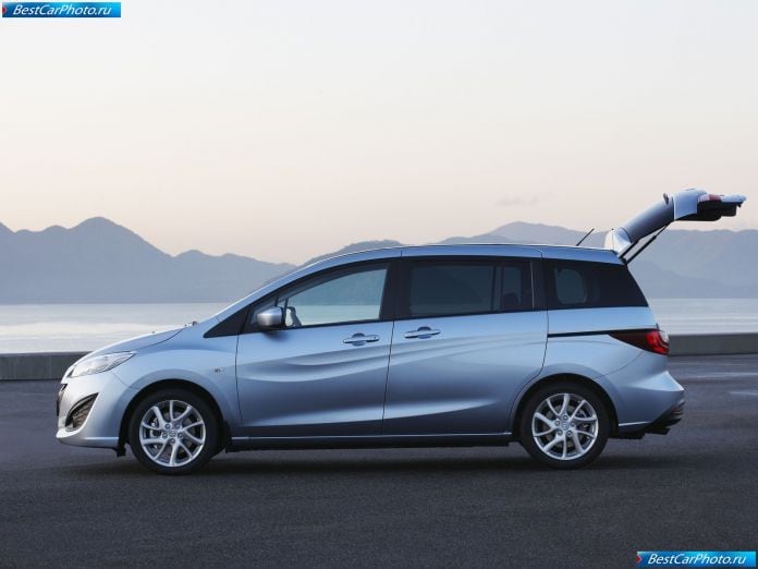 2011 Mazda 5 - фотография 36 из 126