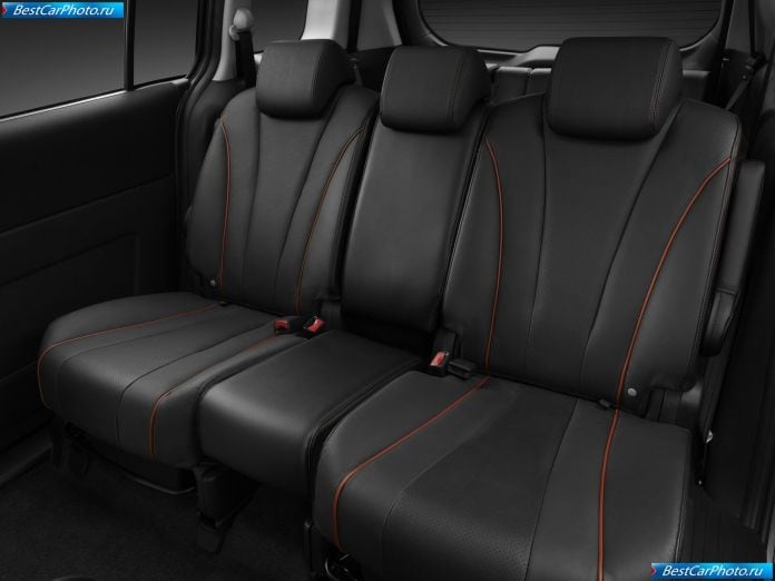 2011 Mazda 5 - фотография 87 из 126