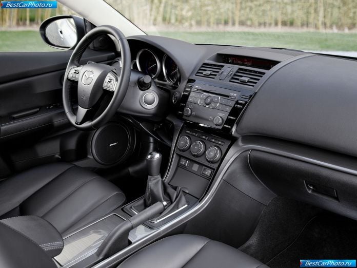 2011 Mazda 6 - фотография 38 из 70