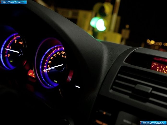 2011 Mazda 6 - фотография 43 из 70