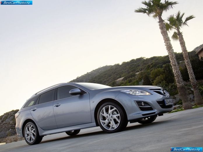 2011 Mazda 6 Wagon - фотография 9 из 48