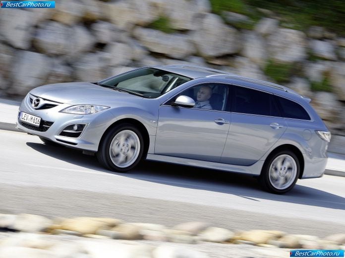 2011 Mazda 6 Wagon - фотография 12 из 48