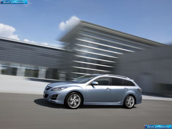2011 Mazda 6 Wagon - фотография 14 из 48