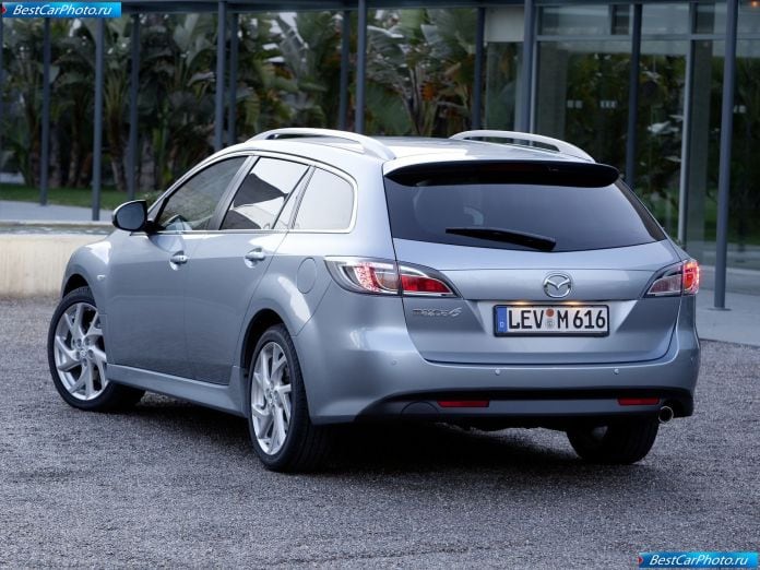 2011 Mazda 6 Wagon - фотография 21 из 48