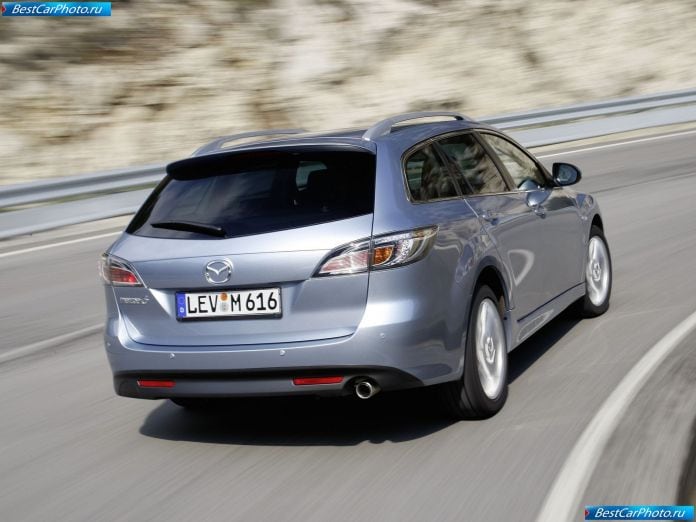 2011 Mazda 6 Wagon - фотография 23 из 48