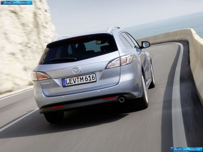 2011 Mazda 6 Wagon - фотография 26 из 48