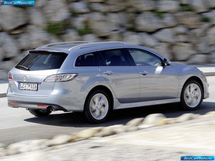 2011 Mazda 6 Wagon - фотография 27 из 48