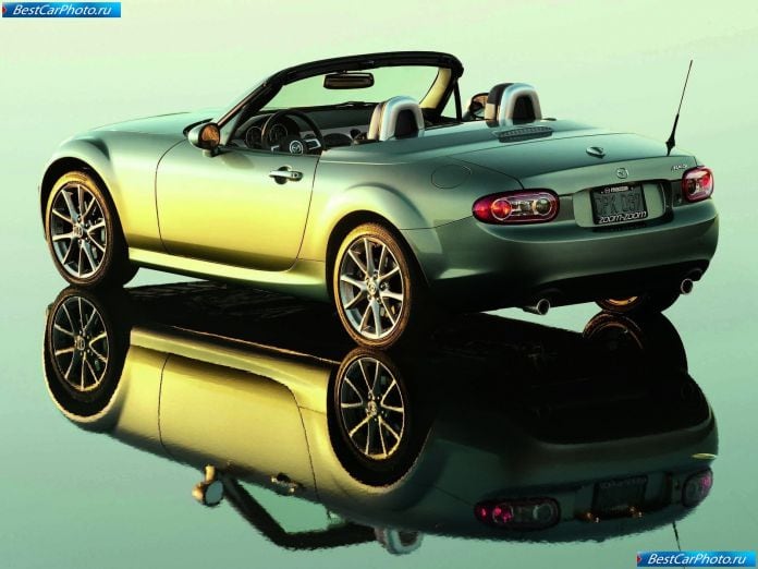 2011 Mazda Mx-5 Miata Special Edition - фотография 2 из 2