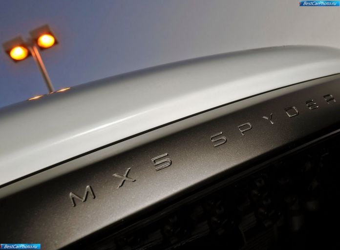 2011 Mazda MX-5 Spyder Concept - фотография 14 из 22