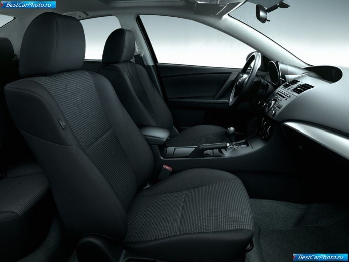 2012 Mazda 3 - фотография 10 из 27