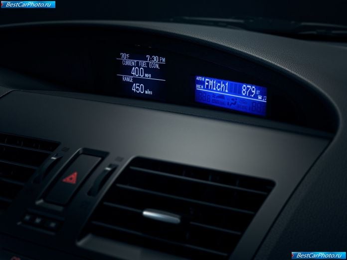 2012 Mazda 3 - фотография 11 из 27