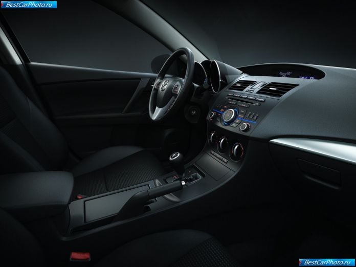 2012 Mazda 3 Sedan - фотография 6 из 11
