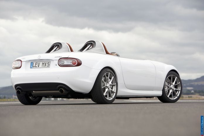 2012 Mazda MX-5 Superlight Version - фотография 2 из 13