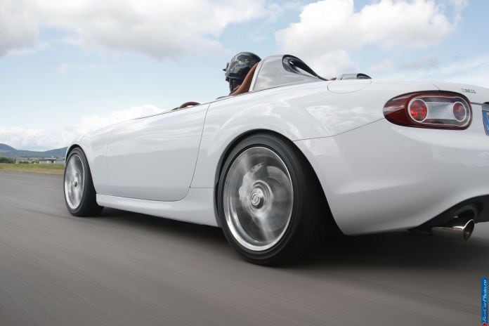 2012 Mazda MX-5 Superlight Version - фотография 3 из 13