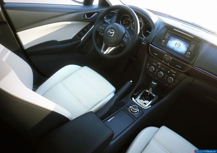 2013 Mazda 6 Wagon - фотография 35 из 54