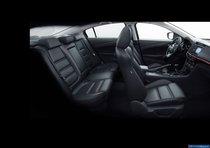 2013 Mazda 6 Wagon - фотография 40 из 54
