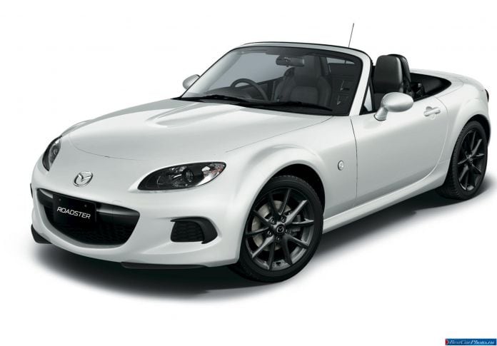 2013 Mazda MX-5 - фотография 1 из 25
