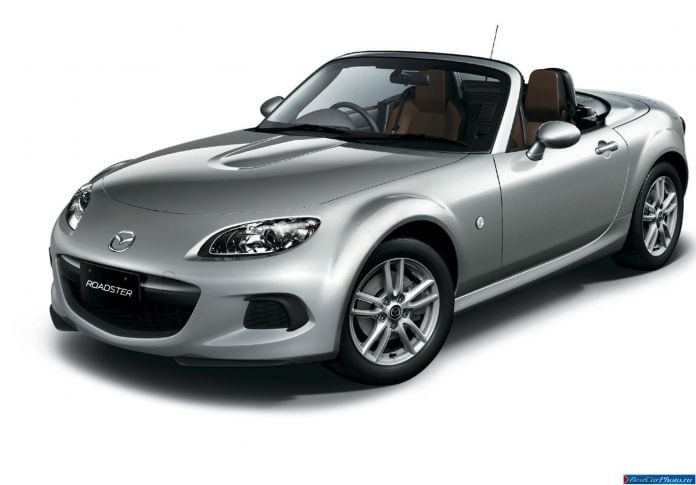 2013 Mazda MX-5 - фотография 8 из 25