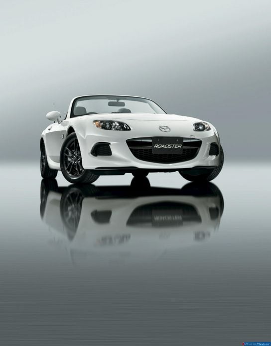 2013 Mazda MX-5 - фотография 10 из 25