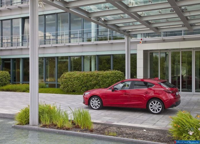 2014 Mazda 3 - фотография 85 из 248