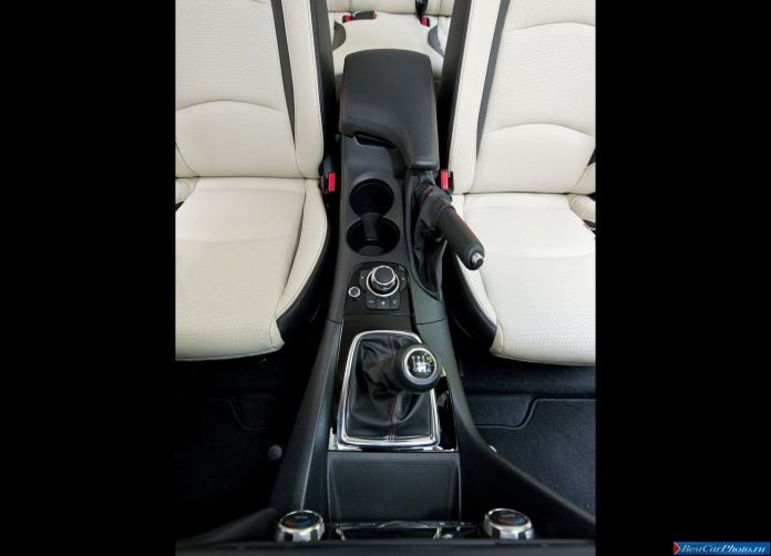 2014 Mazda 3 - фотография 231 из 248