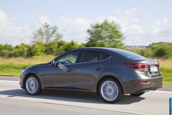2014 Mazda 3 Sedan - фотография 5 из 137