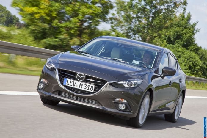 2014 Mazda 3 Sedan - фотография 8 из 137