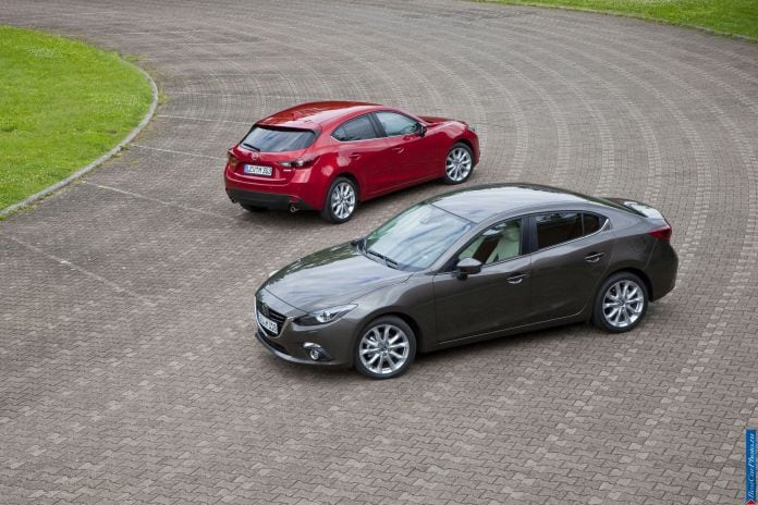 2014 Mazda 3 Sedan - фотография 28 из 137
